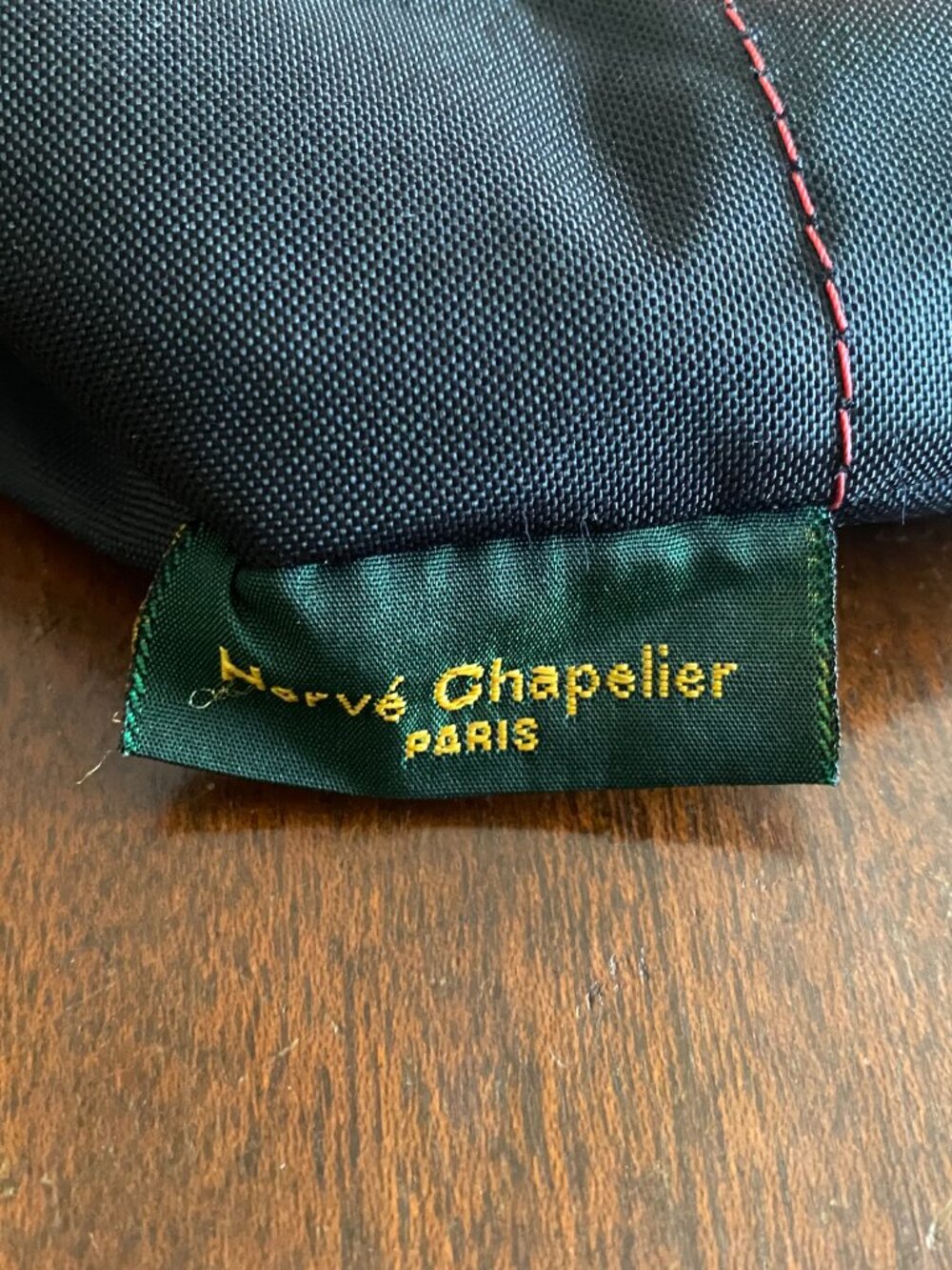 Herve Chapelier Case Black Nylon Red Accent Boat Shaped Bag EUC - Picture 5 of 8